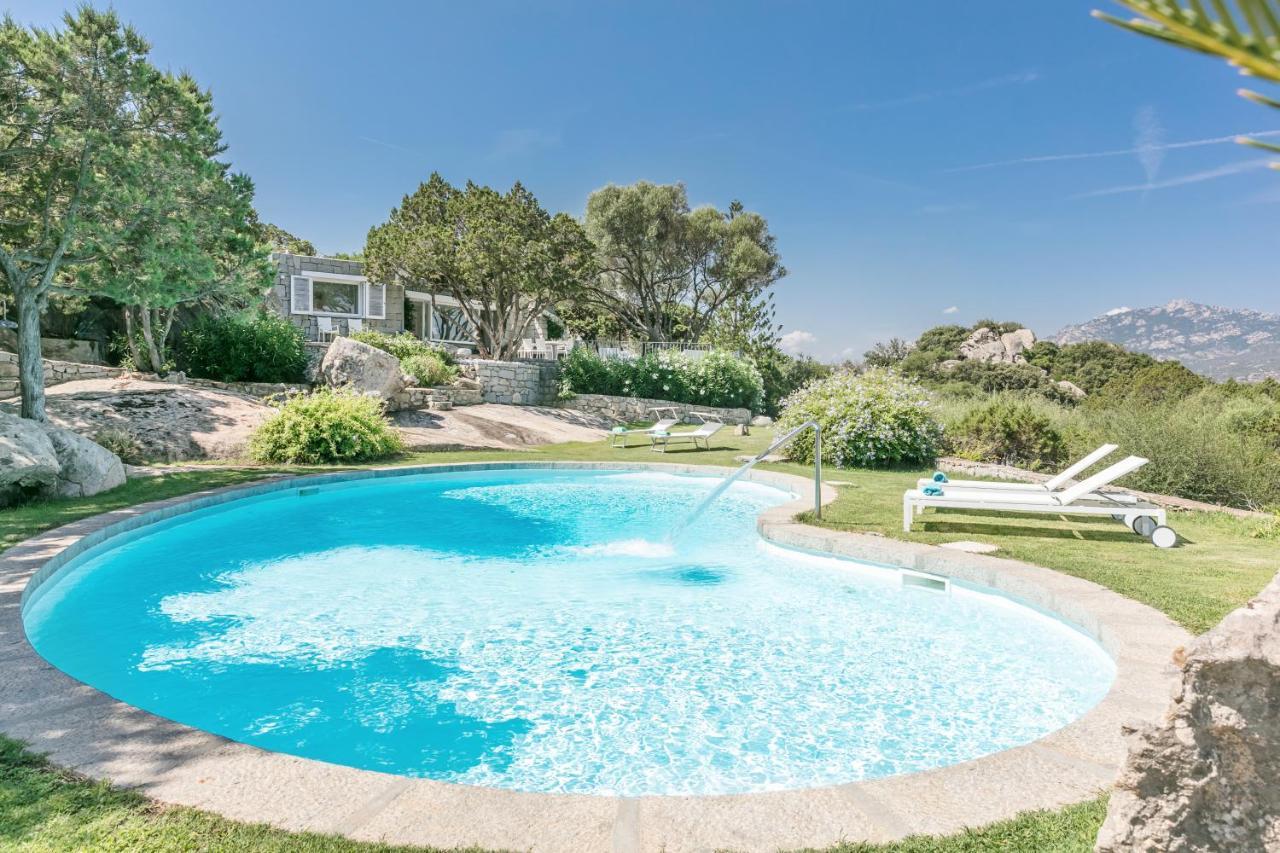 Villa Cava Del Tom Luxury Porto Rotondo Bagian luar foto